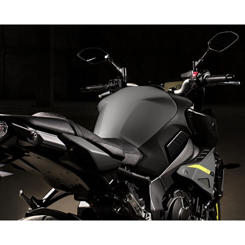 Aggressive Mass-Forward Styling