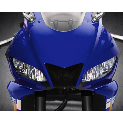 Distinctive R-Series Styling