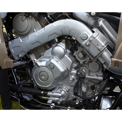 Powerful 686cc 4-stroke engine